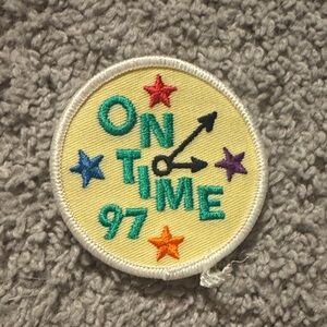 Vintage 1997 Girl Scouts Badge